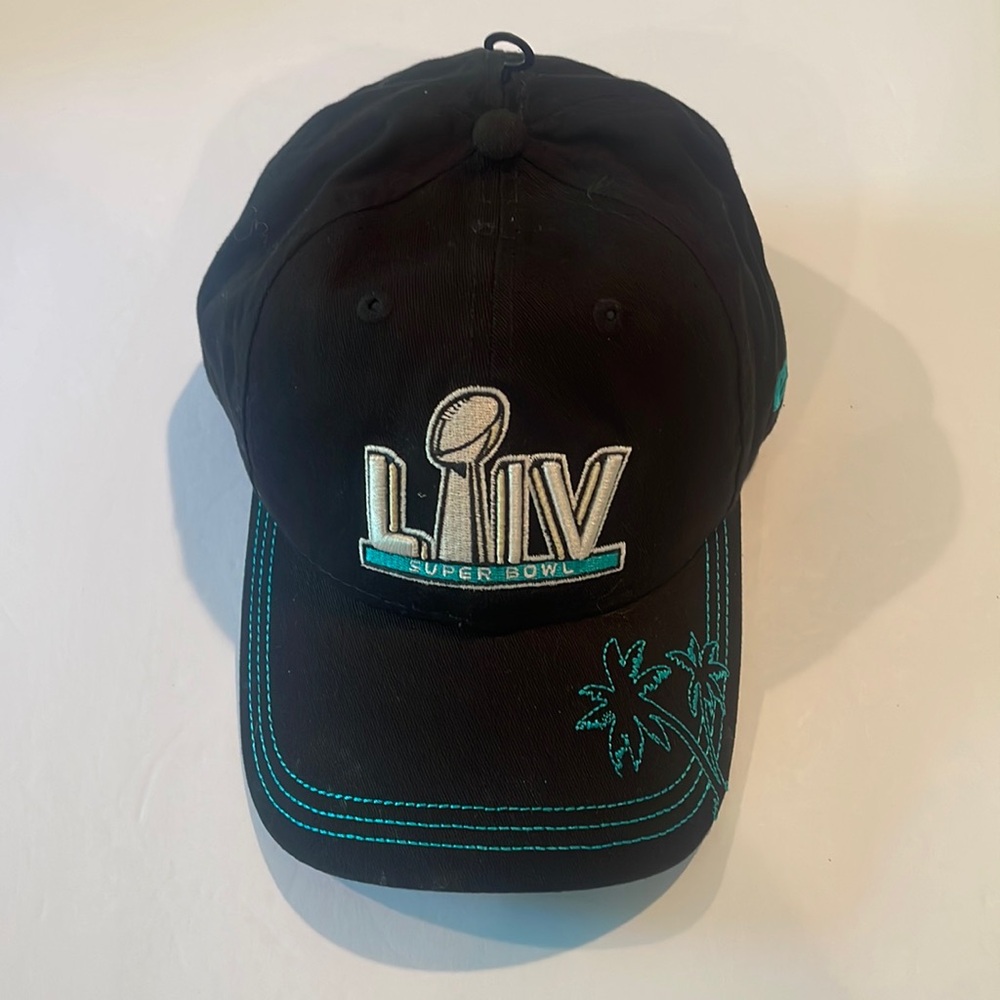 NWT Super Bowl Liiv hat
